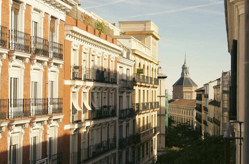 Oportunidad residencial en zona comercial consolidada mediante Venta de pisos en Majadahonda